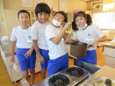 ７組カレー作り